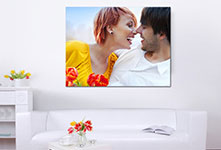 Foto lienzo en salon ejemplo pareja